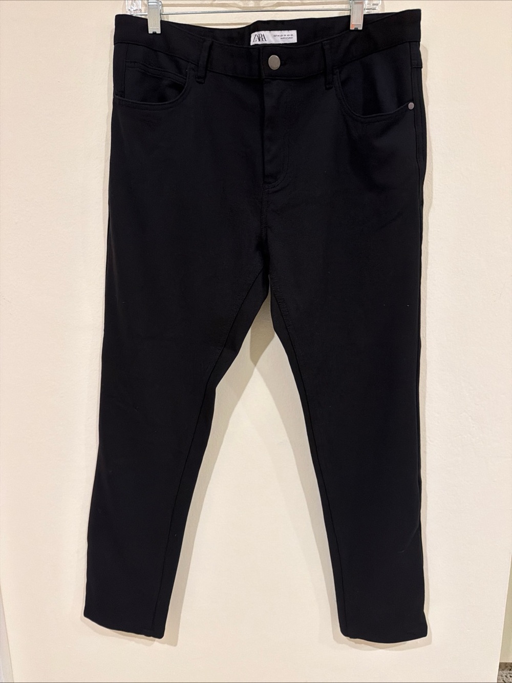 Zara Black Slim Straight Men’s Chinos